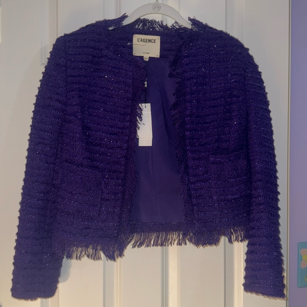 L’agence purple jacket